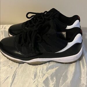 Jordan Black and White Men's Sneakers